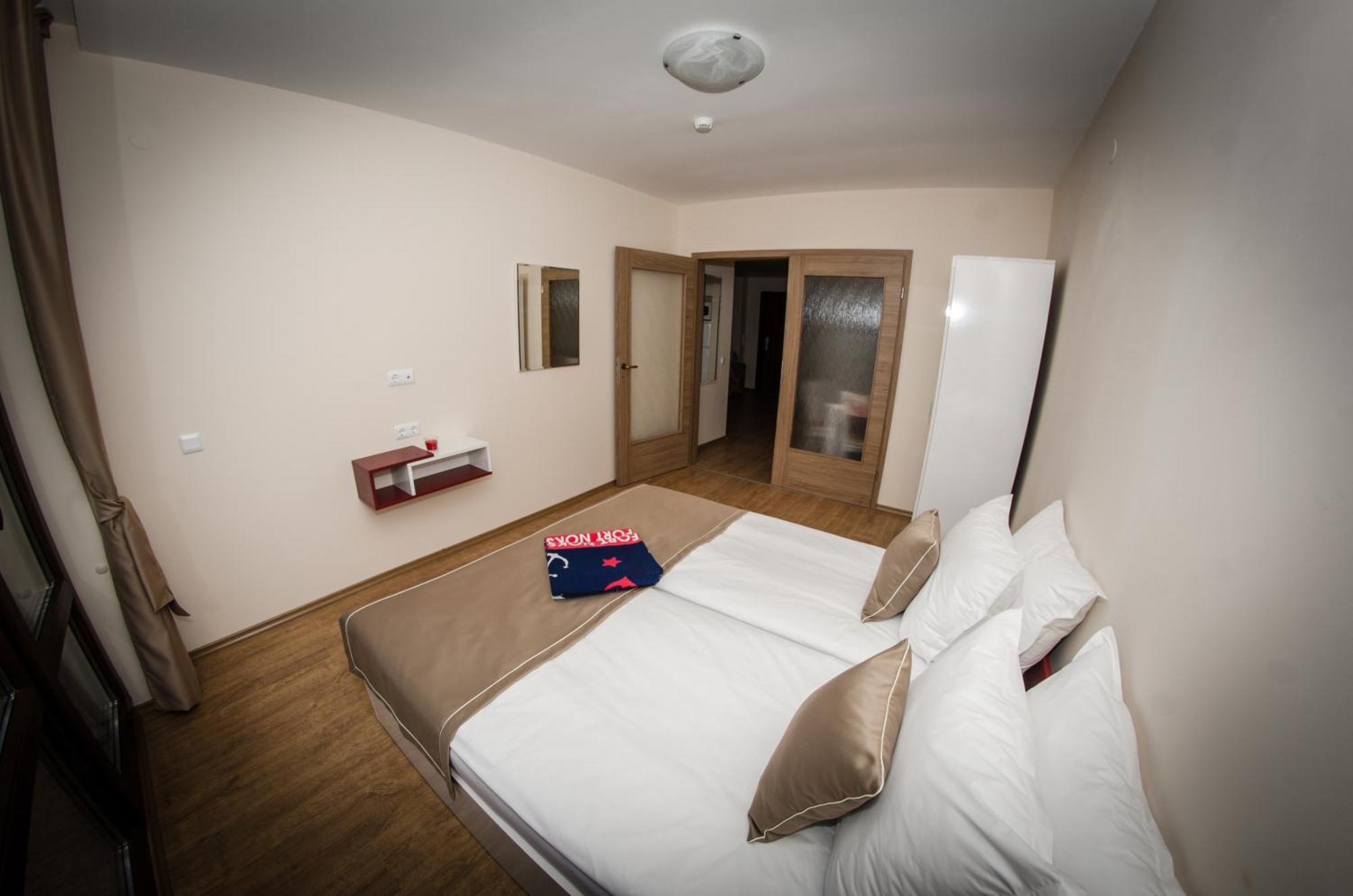 Premier Fort Beach Hotel Sveti Vlas Rum bild